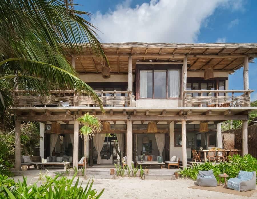 Beautiful beachfront vacation villas for vacation in Tulum, Mexico | Villas frente al mar en tulum